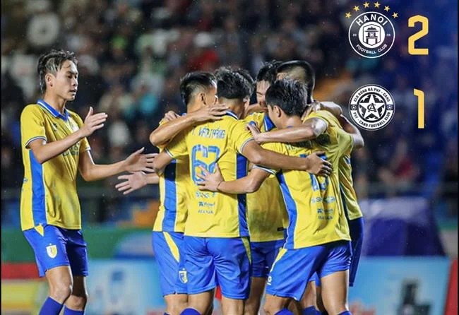 Hình ảnh minh họa các chương trình khuyến mãi và ưu đãi độc quyền tại tg88, với các biểu ngữ hấp dẫn và giải thưởng